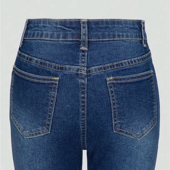 SHEIN Streetcool Kids Teen Girl Ripped Roll Up Hem Jeans. - Picture 6 of 8